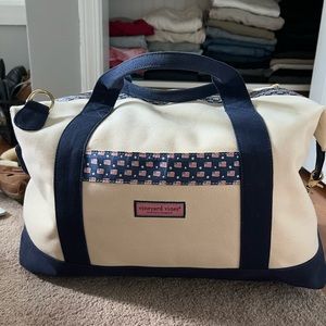 Vineyard Vines Weekender Bag